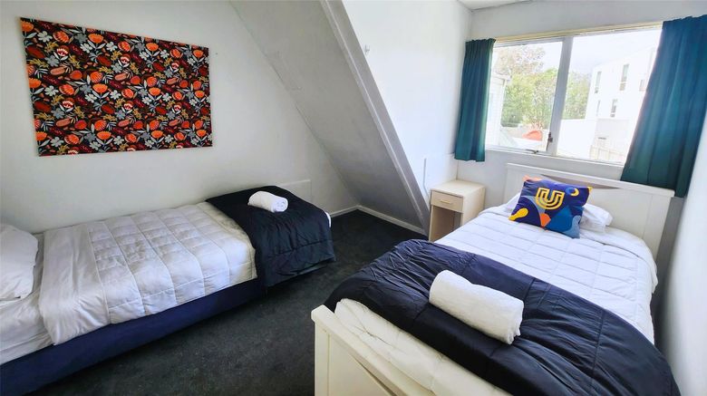 <b>U Studios Paraparaumu, SureStay Coll Suite</b>. Images powered by <a href="https://iceportal.shijigroup.com/" title="IcePortal" target="_blank">IcePortal</a>.