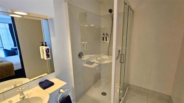 <b>U Studios Paraparaumu, SureStay Coll Room</b>. Images powered by <a href="https://iceportal.shijigroup.com/" title="IcePortal" target="_blank">IcePortal</a>.