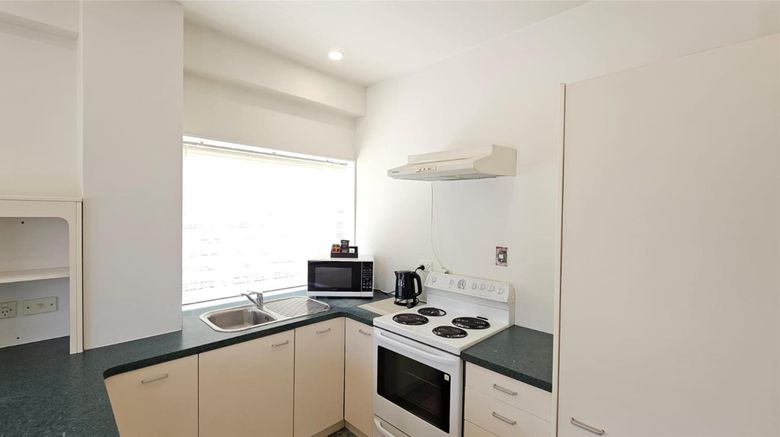 <b>U Studios Paraparaumu, SureStay Coll Suite</b>. Images powered by <a href="https://iceportal.shijigroup.com/" title="IcePortal" target="_blank">IcePortal</a>.