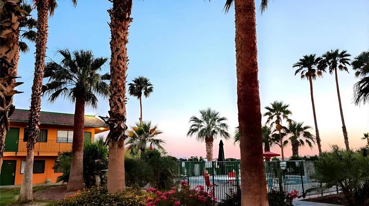 Econolodge Yuma Oldtown Pool