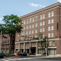 Hotel Heron