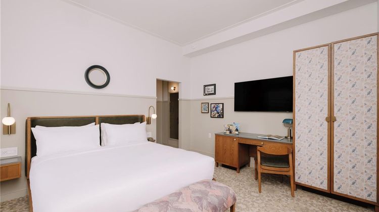 Hotel Heron Room