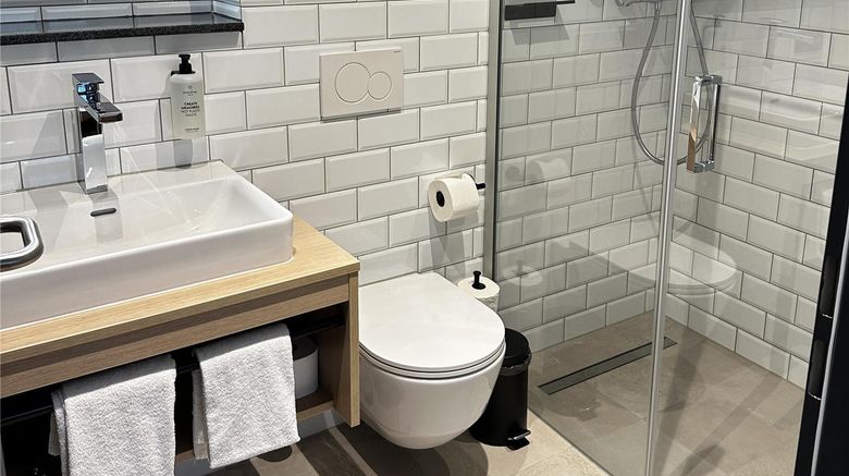 <b>ipartment Cologne Oper Room</b>. Images powered by <a href="https://iceportal.shijigroup.com/" title="IcePortal" target="_blank">IcePortal</a>.