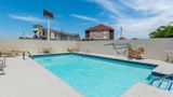 Quality Inn Shawnee North I-40 Pool
