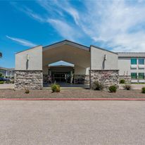 Quality Inn Shawnee North I-40