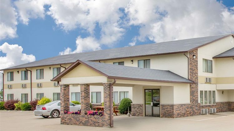 Travelodge by Wyndham Lamoni Exterior