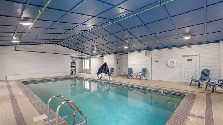 <b>Comfort Inn & Suites Summerset Pool</b>. Images powered by <a href="https://iceportal.shijigroup.com/" title="IcePortal" target="_blank">IcePortal</a>.