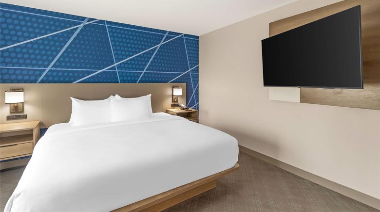 <b>Comfort Inn & Suites Summerset Suite</b>. Images powered by <a href="https://iceportal.shijigroup.com/" title="IcePortal" target="_blank">IcePortal</a>.