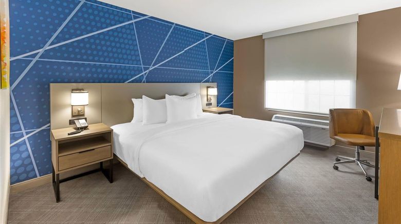 <b>Comfort Inn & Suites Summerset Room</b>. Images powered by <a href="https://iceportal.shijigroup.com/" title="IcePortal" target="_blank">IcePortal</a>.