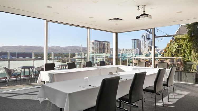 Majestic Roof Garden Hotel Meeting