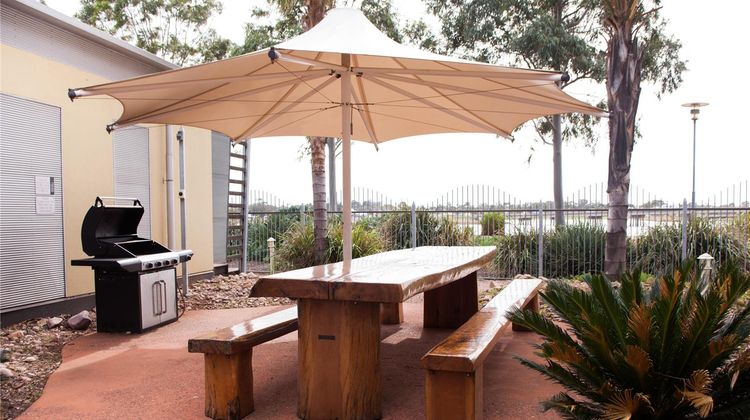 Majestic Oasis Apartments Other
