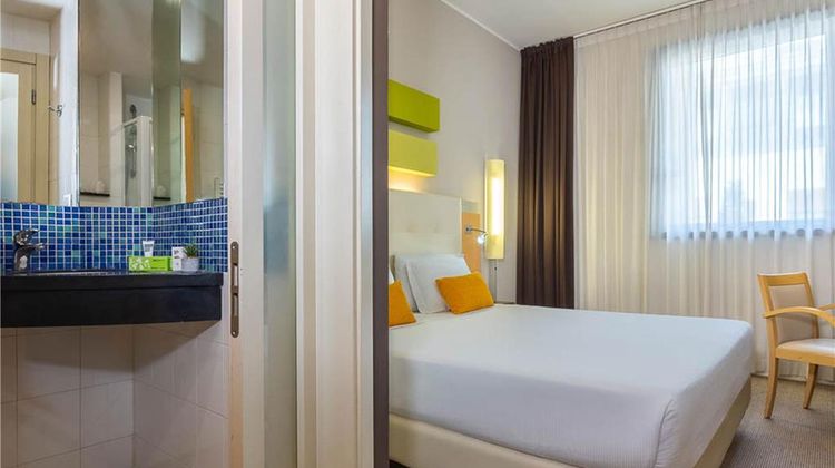 IH Hotels Milano Gioia Room