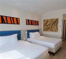 IH Hotels Milano Lorenteggio Room