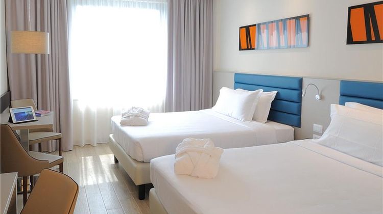 IH Hotels Milano Lorenteggio Room