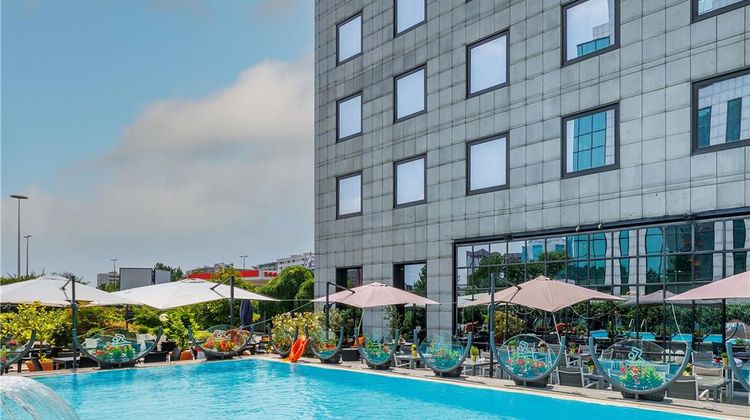 IH Hotels Milano Lorenteggio Pool