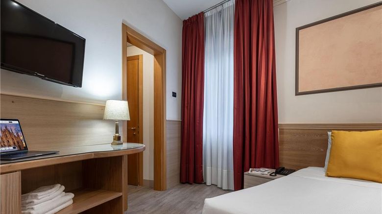 <b>IH Hotels Milano St John Room</b>. Images powered by <a href="https://iceportal.shijigroup.com/" title="IcePortal" target="_blank">IcePortal</a>.