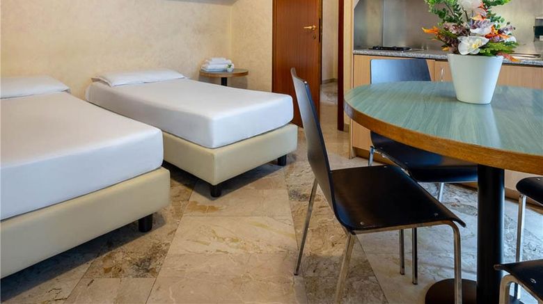<b>IH Aparthotel Milano Argonne Park Suite</b>. Images powered by <a href="https://iceportal.shijigroup.com/" title="IcePortal" target="_blank">IcePortal</a>.