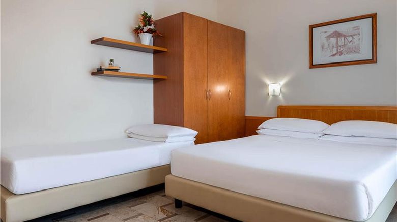 <b>IH Aparthotel Milano Argonne Park Suite</b>. Images powered by <a href="https://iceportal.shijigroup.com/" title="IcePortal" target="_blank">IcePortal</a>.