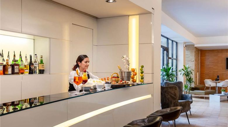 <b>IH Hotels Milano Watt 13 Restaurant</b>. Images powered by <a href="https://iceportal.shijigroup.com/" title="IcePortal" target="_blank">IcePortal</a>.