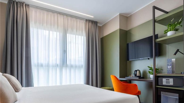 <b>IH Hotels Milano Watt 13 Room</b>. Images powered by <a href="https://iceportal.shijigroup.com/" title="IcePortal" target="_blank">IcePortal</a>.