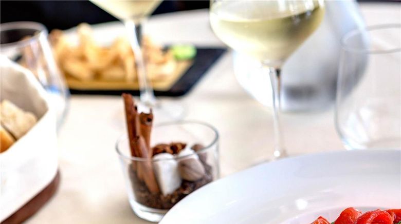 <b>iH Hotels Roma Z3 Restaurant</b>. Images powered by <a href="https://iceportal.shijigroup.com/" title="IcePortal" target="_blank">IcePortal</a>.