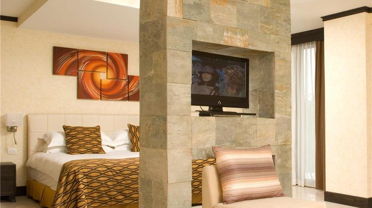 Royal Corin Thermal Water & Spa Resort Suite
