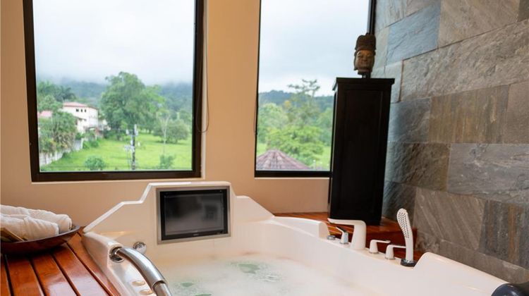 Royal Corin Thermal Water & Spa Resort Suite