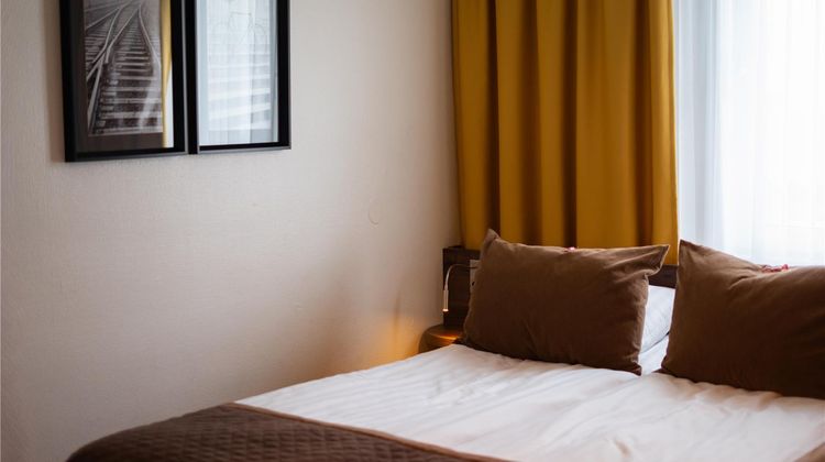 Northern Light Hotel Room