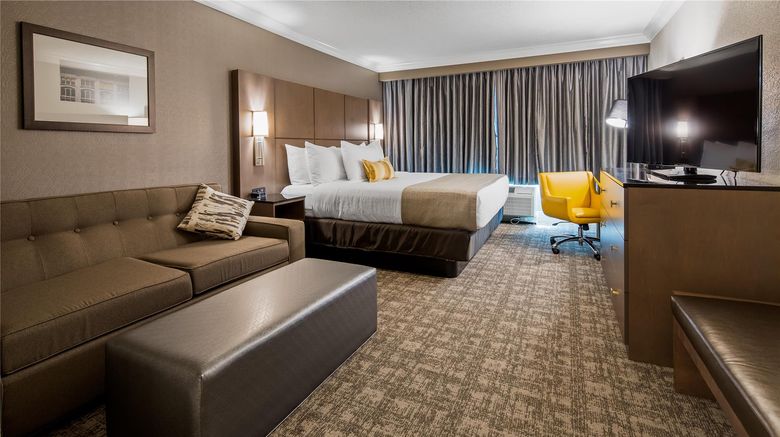 <b>Cottonwood Airport & Expo Hotel Suite</b>. Images powered by <a href="https://iceportal.shijigroup.com/" title="IcePortal" target="_blank">IcePortal</a>.