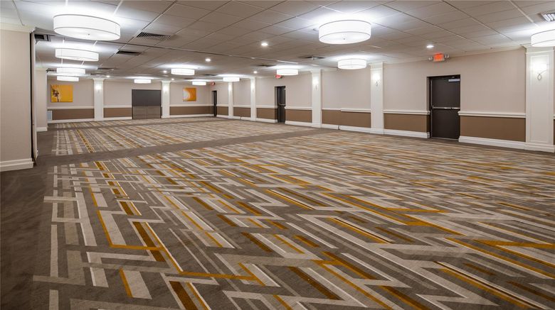 <b>Cottonwood Airport & Expo Hotel Meeting</b>. Images powered by <a href="https://iceportal.shijigroup.com/" title="IcePortal" target="_blank">IcePortal</a>.