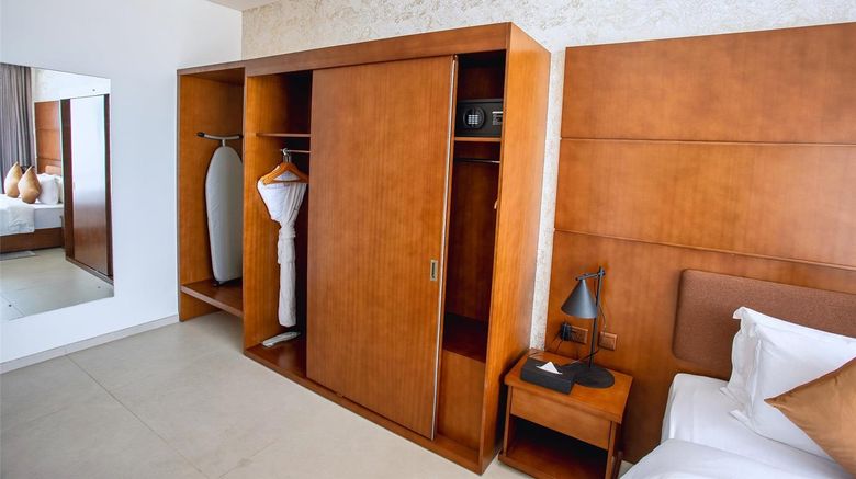<b>Alisa Hotel Tema Other</b>. Images powered by <a href="https://iceportal.shijigroup.com/" title="IcePortal" target="_blank">IcePortal</a>.