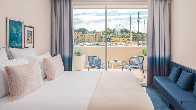 <b>Hotel Bleu & Spa Room</b>. Images powered by <a href="https://iceportal.shijigroup.com/" title="IcePortal" target="_blank">IcePortal</a>.