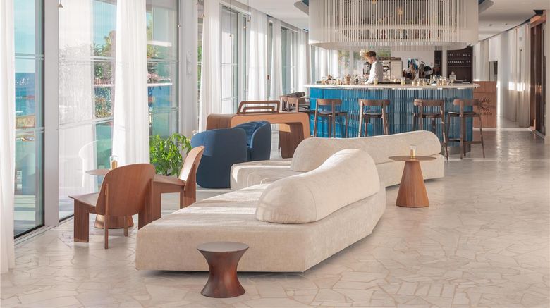 <b>Hotel Bleu & Spa Restaurant</b>. Images powered by <a href="https://iceportal.shijigroup.com/" title="IcePortal" target="_blank">IcePortal</a>.