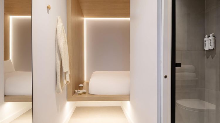 Zedwell Underground Hotel Park Lane Room