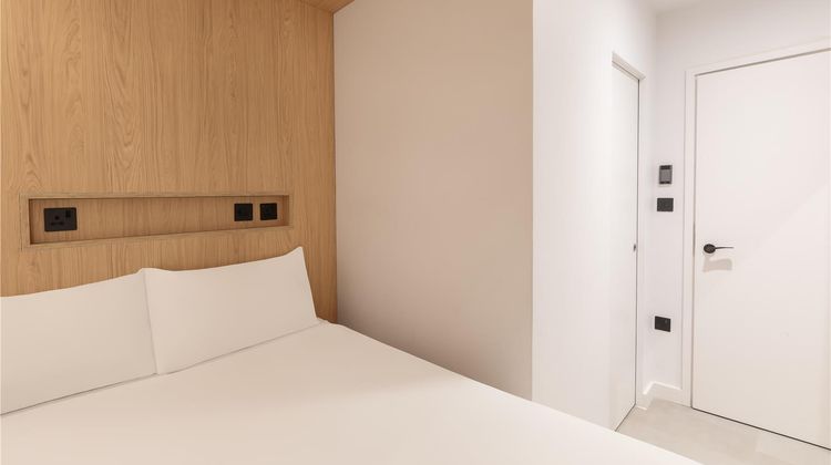 Zedwell Underground Hotel Park Lane Room