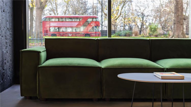Zedwell Underground Hotel Park Lane Lobby