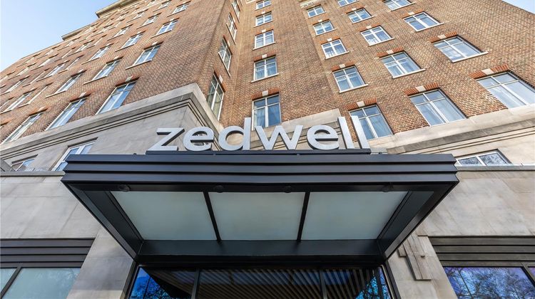 Zedwell Underground Hotel Park Lane Exterior