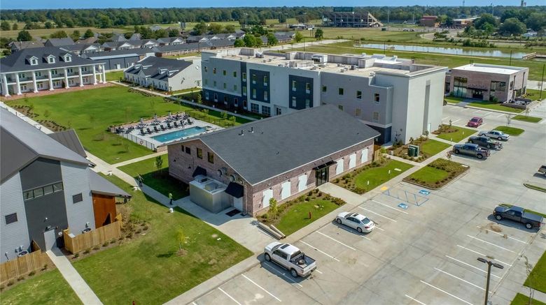 <b>Lyric Hotel West End Exterior</b>. Images powered by <a href="https://iceportal.shijigroup.com/" title="IcePortal" target="_blank">IcePortal</a>.