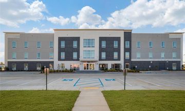 Lyric Hotel West End