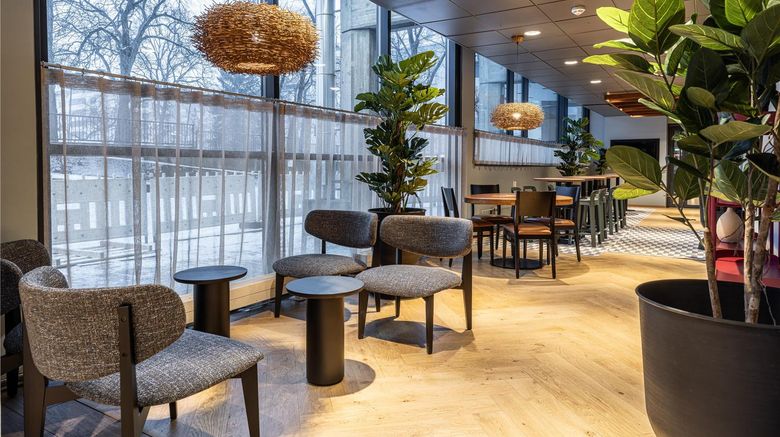 <b>Scandic Postitalo Lobby</b>. Images powered by <a href="https://iceportal.shijigroup.com/" title="IcePortal" target="_blank">IcePortal</a>.