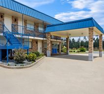 Budget Host Inn Exterior