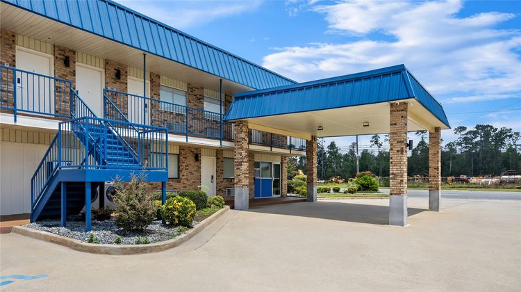 Budget Host Inn Exterior