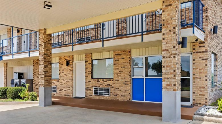 <b>Budget Host Inn Exterior</b>. Images powered by <a href="https://iceportal.shijigroup.com/" title="IcePortal" target="_blank">IcePortal</a>.