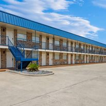 Budget Host Inn