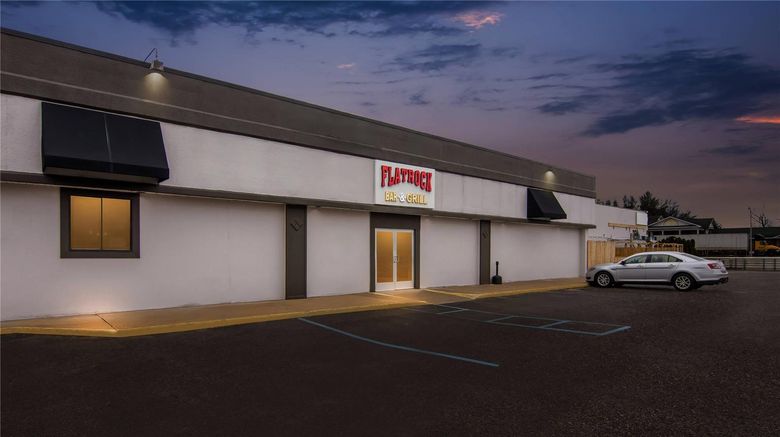 <b>Ramada Hotel and Conference Center Exterior</b>. Images powered by <a href="https://iceportal.shijigroup.com/" title="IcePortal" target="_blank">IcePortal</a>.