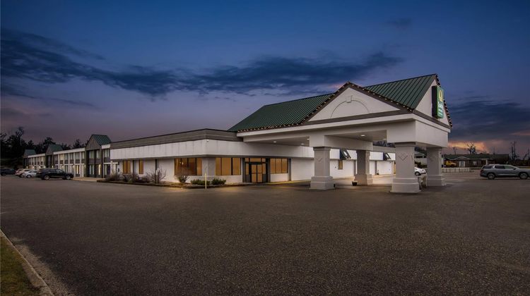 Ramada Hotel and Conference Center Exterior