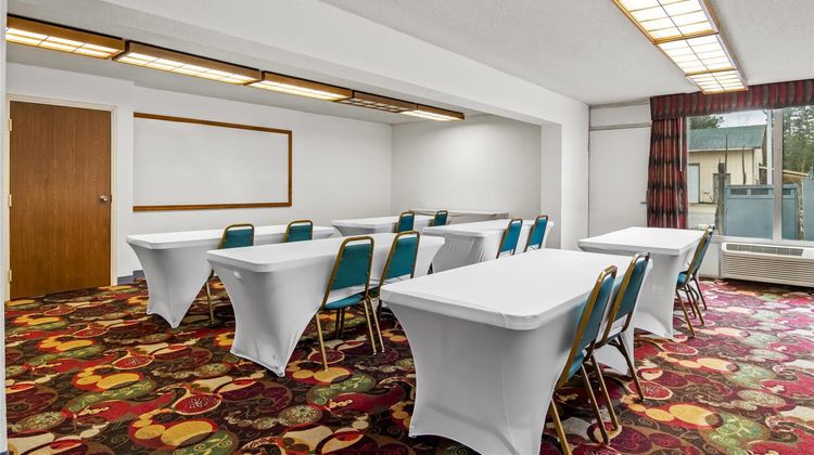 Ramada Hotel and Conference Center Meeting