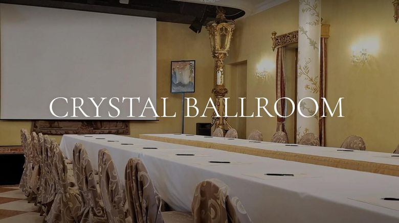 <b>Alchymist Grand Hotel & Spa Ballroom</b>. Images powered by <a href="https://iceportal.shijigroup.com/" title="IcePortal" target="_blank">IcePortal</a>.