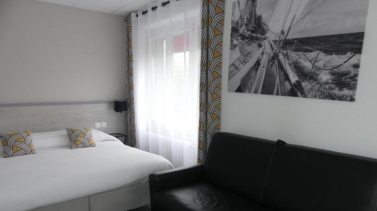 Rex Hotel Room