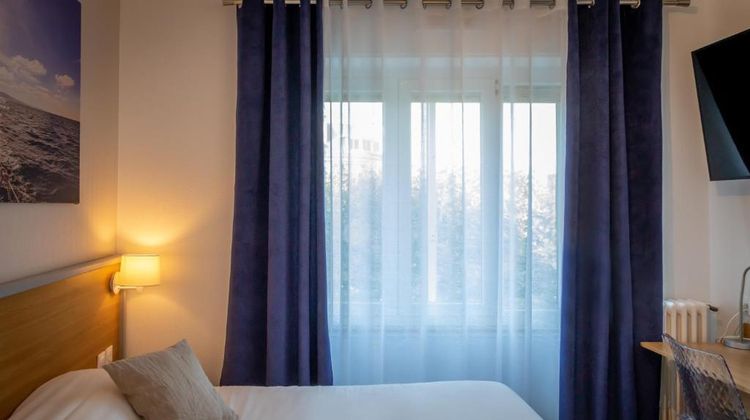 Rex Hotel Room